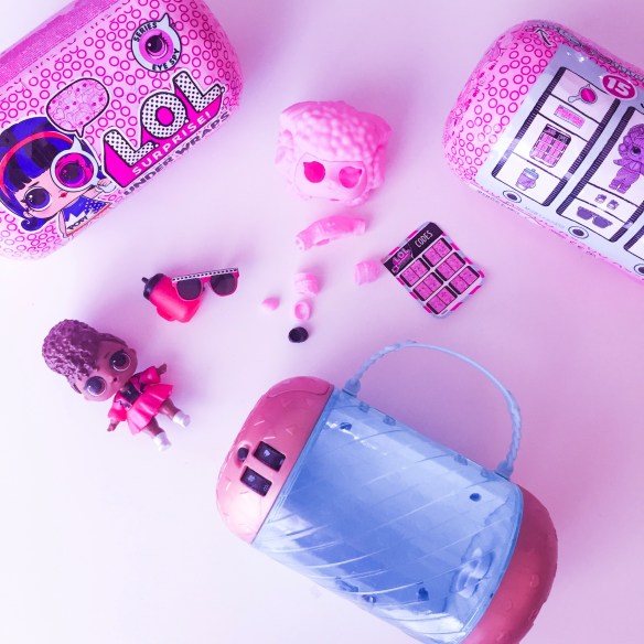 Limited Edition Poupe Lol Bigger Surprise Valise Lol 60 Surprise